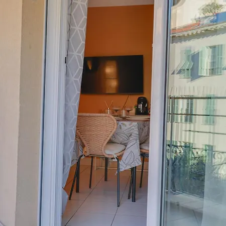 Magnifique Studio Plein Centre, Proche Plage/gare Apartamento Menton