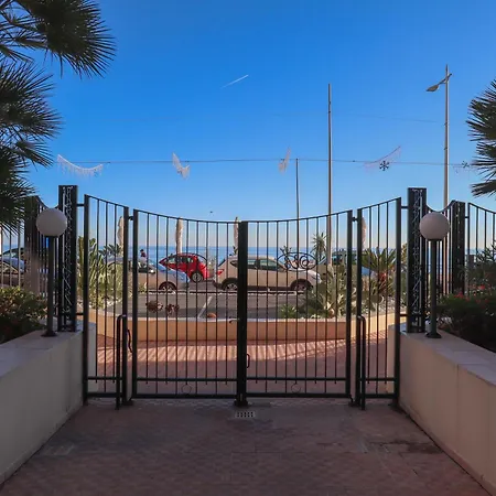 Apartamento Magnifique Studio Plein Centre, Proche Plage/gare Menton