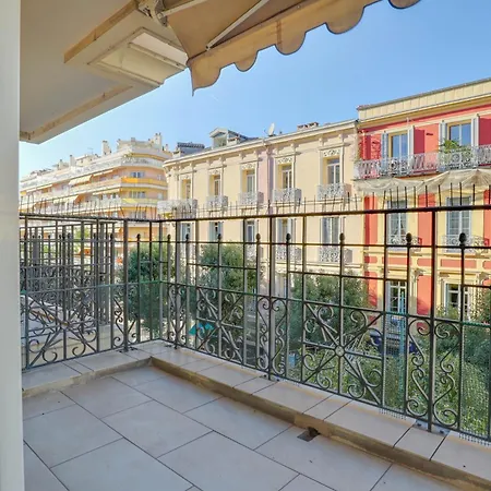 Magnifique Studio Plein Centre, Proche Plage/gare Apartamento